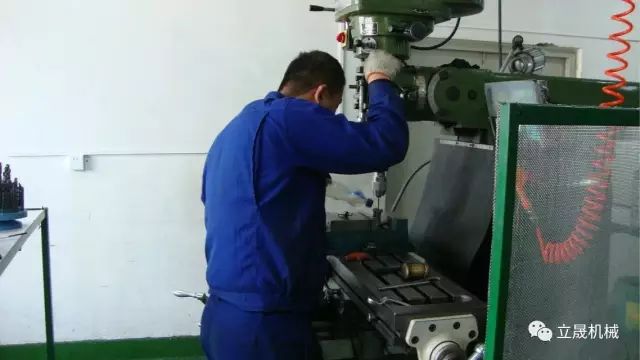 機(jī)械設(shè)備故障維修